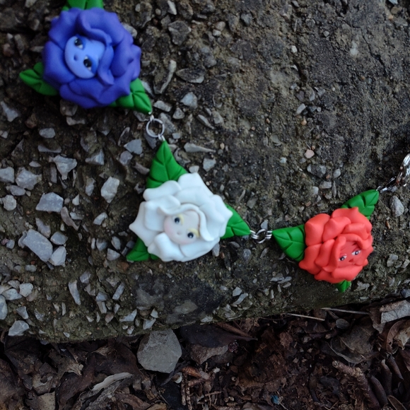 🌺The🥀Talking🌹Flowers 🌼🌸Necklace - Picture 4 of 10